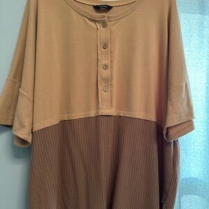 Chunky Knit Two-Tone Henley Top - Camel